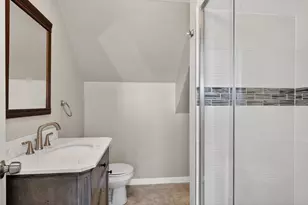 14 Highland Ave, Fitchburg, MA 01420 - Photo 33