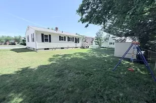 342 Harwich St, New Bedford, MA 02745 - Photo 23