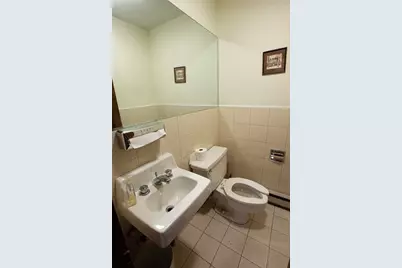118 Main St #2, Northampton, MA 01060 - Photo 7
