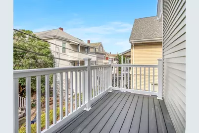 1025 Broadway #2, Somerville, MA 02144 - Photo 15