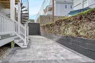 1025 Broadway, Somerville, MA 02144 - Photo 17