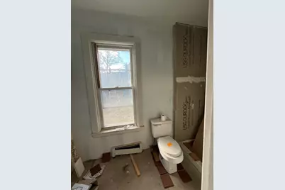 174 Hamilton St, Southbridge, MA 01550 - Photo 7