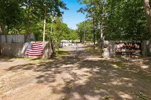 71 Seabrook Rd, Salisbury, MA 01952 - Photo 1