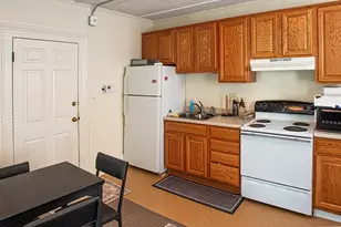 351 Main St, Amherst, MA 01002 - Photo 9