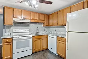 67 Randolph Dr, Tewksbury, MA 01876 - Photo 5