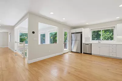 33 Half Crown Cir #33, Ashland, MA 01721 - Photo 11