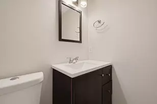 33 Half Crown Cir, Ashland, MA 01721 - Photo 17
