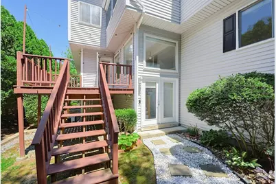 33 Half Crown Cir #33, Ashland, MA 01721 - Photo 3