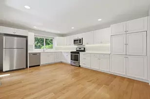 33 Half Crown Cir, Ashland, MA 01721 - Photo 7