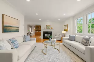 282 Highland St, Milton, MA 02186 - Photo 9