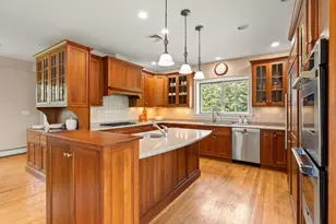 282 Highland St, Milton, MA 02186 - Photo 13