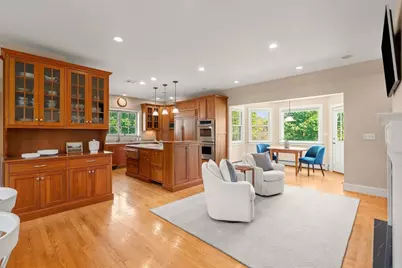 282 Highland St, Milton, MA 02186 - Photo 17