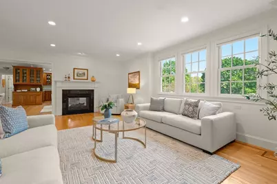 282 Highland St, Milton, MA 02186 - Photo 5