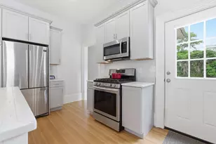 4 Lombard St, Boston, MA 02124 - Photo 9