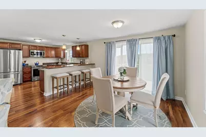34 Bittersweet Blvd, Worcester, MA 01607 - Photo 9