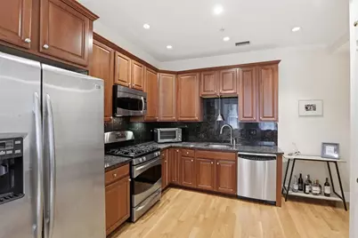 73 Myrtle St #2, Boston, MA 02114 - Photo 5