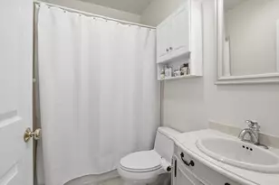 73 Myrtle St, Boston, MA 02114 - Photo 13