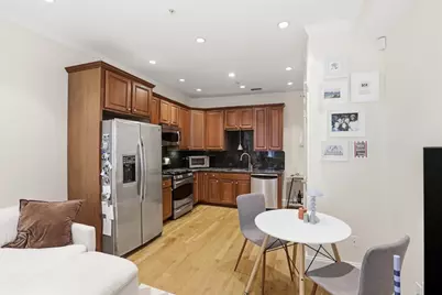 73 Myrtle St #2, Boston, MA 02114 - Photo 7