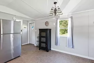 29 Birch Ln, Wales, MA 01081 - Photo 9