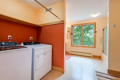 71 Morgan Cir, Amherst, MA 01002 - Photo 19