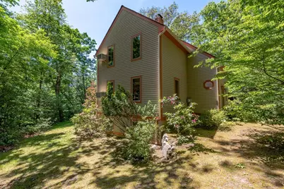 71 Morgan Cir, Amherst, MA 01002 - Photo 35
