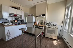 38 Jefferson St, Cambridge, MA 02141 - Photo 3