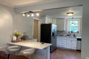 16 Pine St, Natick, MA 01760 - Photo 5