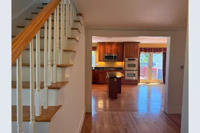 6 Bella Vista Ave, Mansfield, MA 02048 - Photo 5