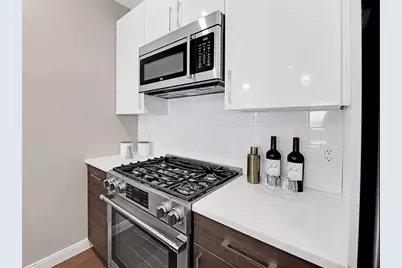 425 Lagrange St #210, Boston, MA 02132 - Photo 23