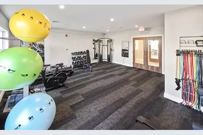 425 Lagrange St #210, Boston, MA 02132 - Photo 11