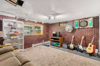 25 Everett Ave, Belchertown, MA 01007 - Photo 27