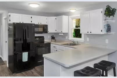 22 Porter St, Shirley, MA 01464 - Photo 11