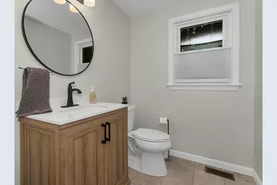 22 Porter St, Shirley, MA 01464 - Photo 13
