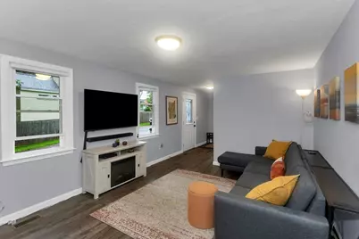 22 Porter St, Shirley, MA 01464 - Photo 5