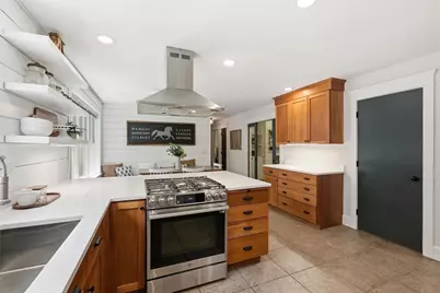 409 Henry St, Amherst, MA 01002 - Photo 15