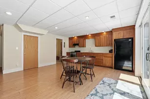 409 Henry St, Amherst, MA 01002 - Photo 33