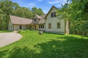 409 Henry St, Amherst, MA 01002 - Photo 5