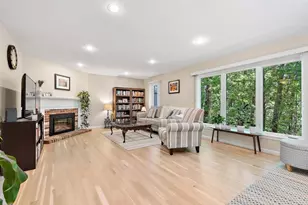 4 Lakespur, Wayland, MA 01778 - Photo 3