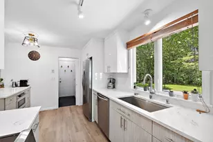 4 Lakespur, Wayland, MA 01778 - Photo 11