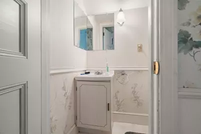 108 Langdon Ave, Watertown, MA 02472 - Photo 9