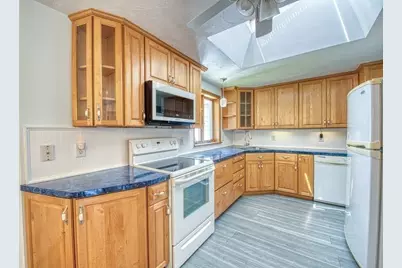 81 Errol Rd, Brockton, MA 02302 - Photo 19