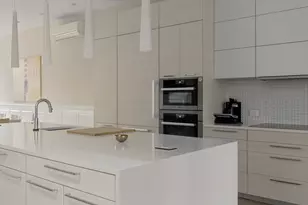 135 Commonwealth Ave, Boston, MA 02116 - Photo 17
