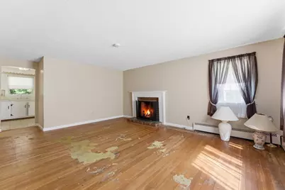 220 W Allen Ridge Rd, Springfield, MA 01118 - Photo 5