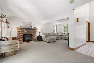 649 Concord Rd, Marlborough, MA 01752 - Photo 5