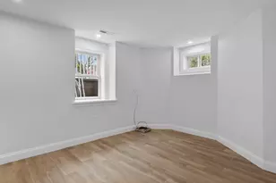 33 Farragut Ave, Medford, MA 02155 - Photo 27