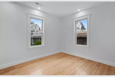33 Farragut Ave, Medford, MA 02155 - Photo 11