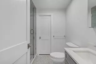 33 Farragut Ave, Medford, MA 02155 - Photo 21