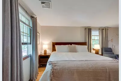 108 Deforest St, Boston, MA 02131 - Photo 19