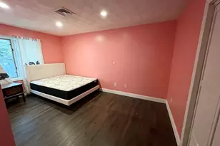 52 Clarendon St, Malden, MA 02148 - Photo 11