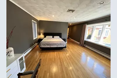 52 Clarendon St, Malden, MA 02148 - Photo 9